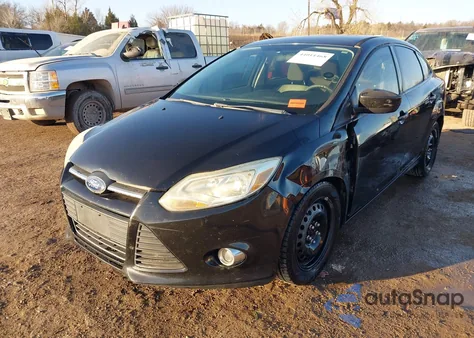 2012 Ford Focus Se z USA, uszkodzony, nr VIN 1FAHP3F27CL289931
